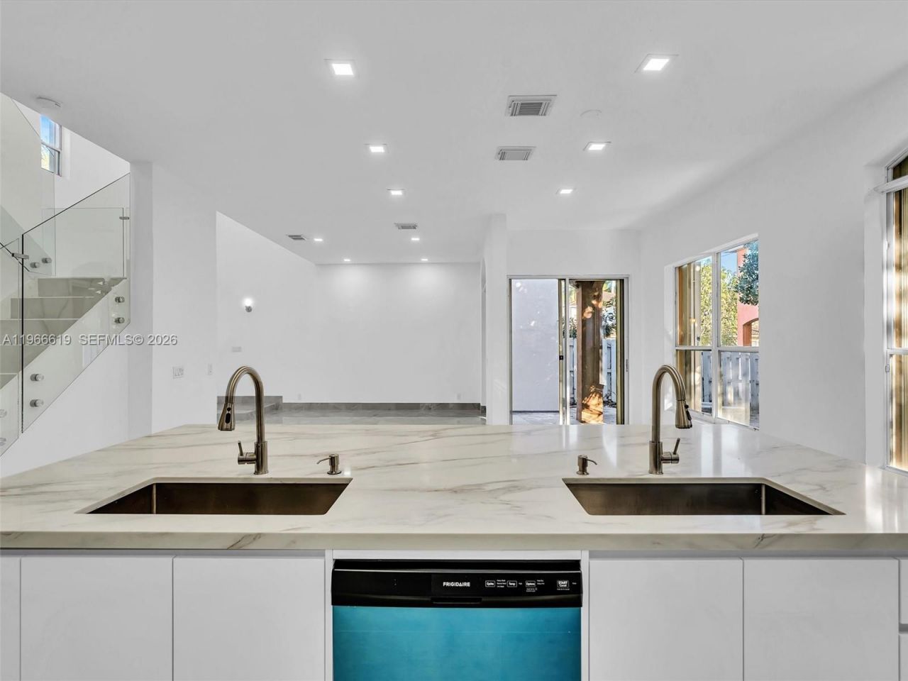 3830 SW 48th Ct, Hollywood, FL 33312 Photo