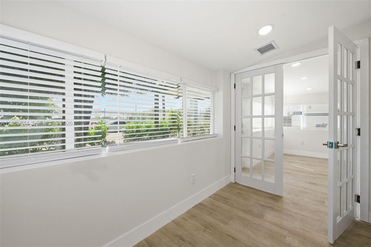 Please Call For Address, Miami, FL 33142 Photo