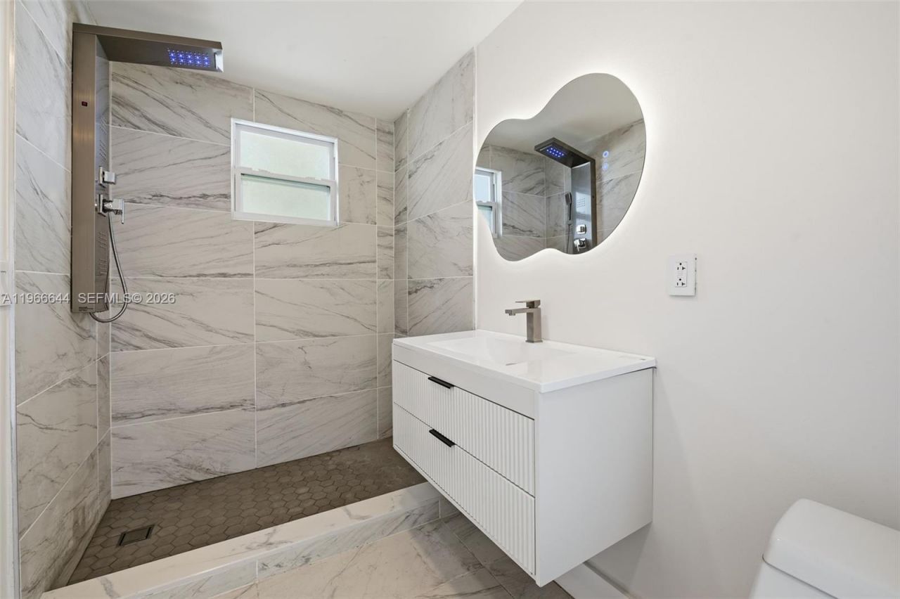 Please Call For Address, Miami, FL 33142 Photo