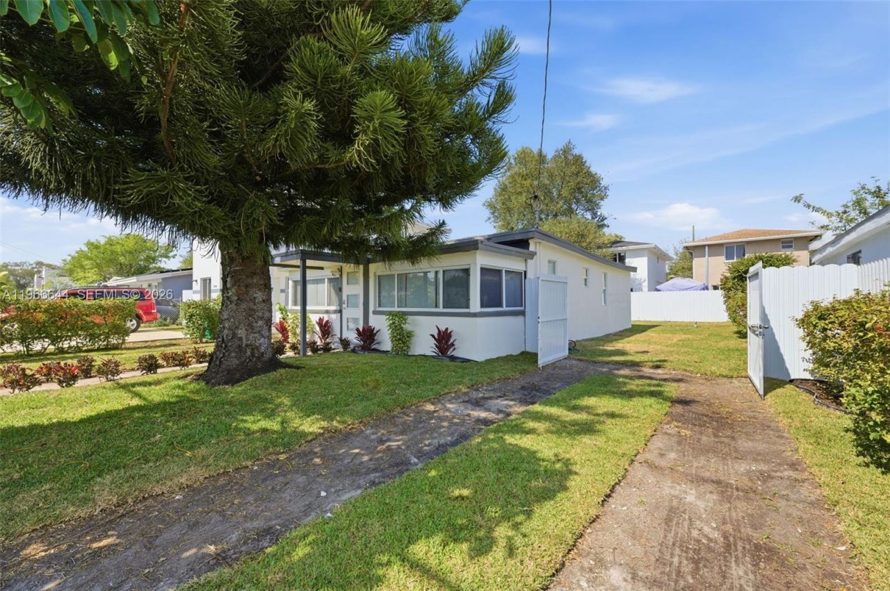 Please Call For Address, Miami, FL 33142 Photo