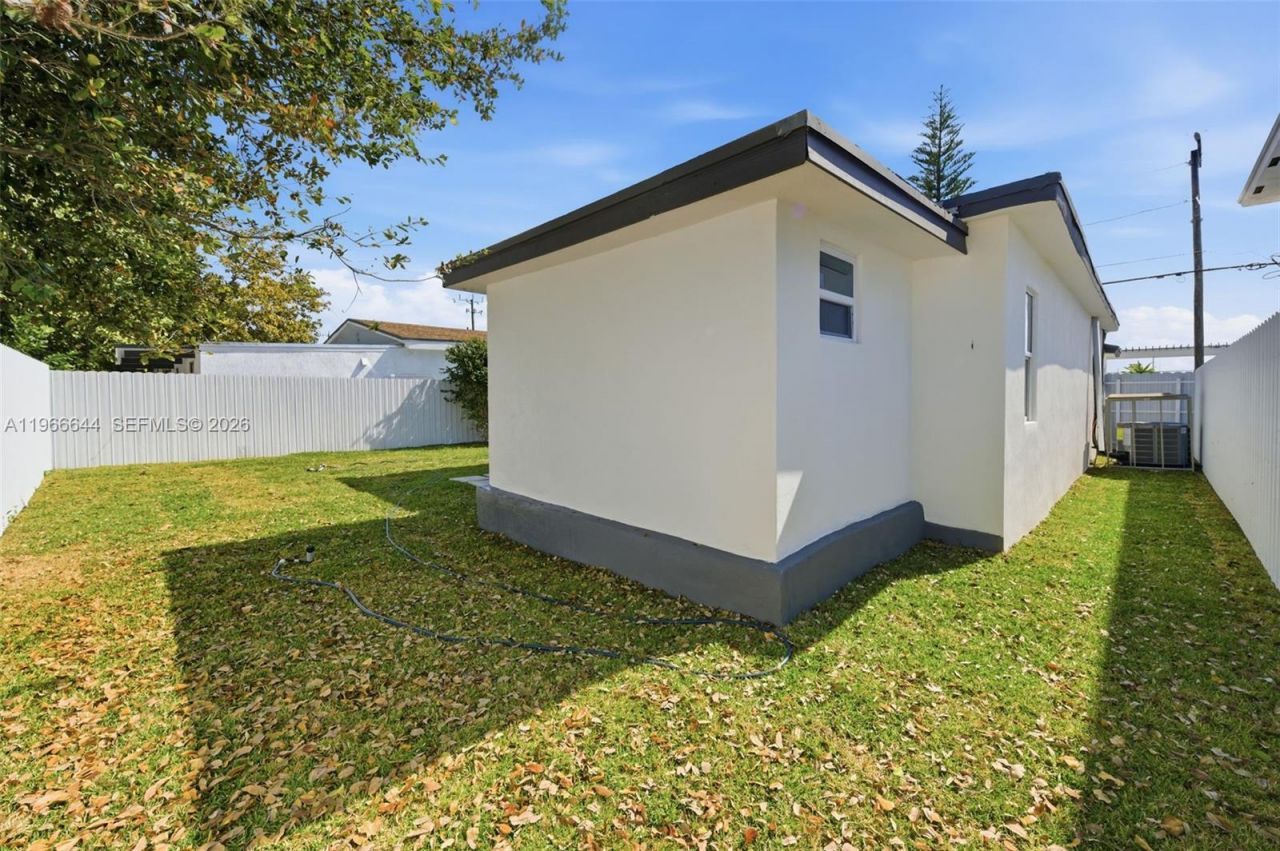 Please Call For Address, Miami, FL 33142 Photo