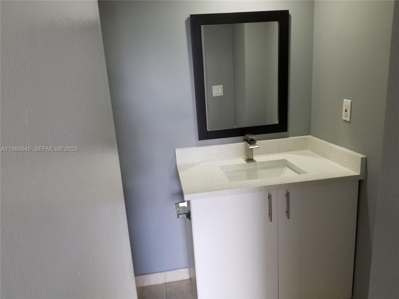 3401 N Country Club Dr, Unit 414, Aventura, FL 33180 Photo