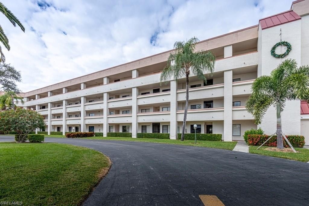 1781 Pebble Beach Dr, Unit 208, Fort Myers, FL 33907 Photo