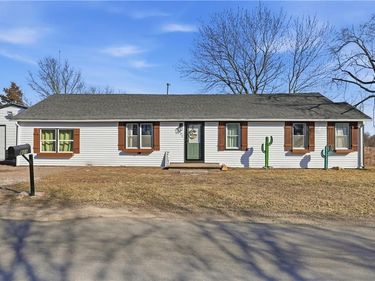601 N Clay Street, Holden, MO 64040