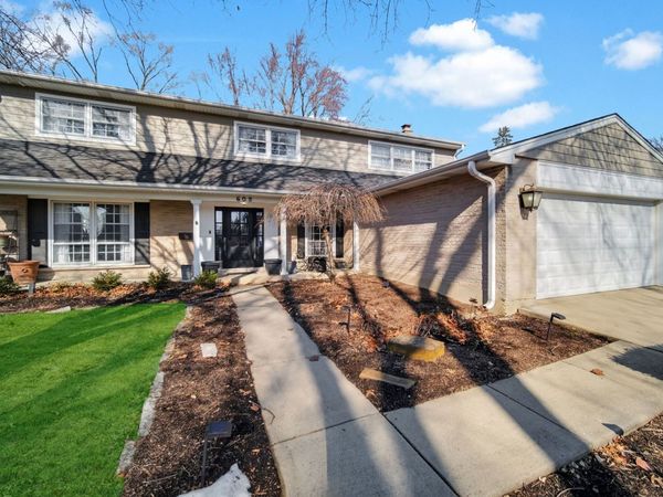 602 W Haven Drive, Arlington Heights, IL 60005