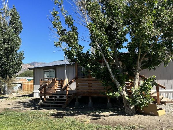 14 Boyd Court, Round Mountain, NV 89045