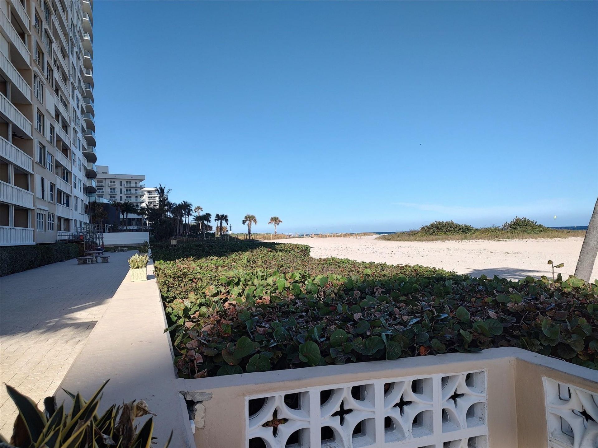 1012 N Ocean Boulevard, Unit 602, Pompano Beach, FL 33062 Photo