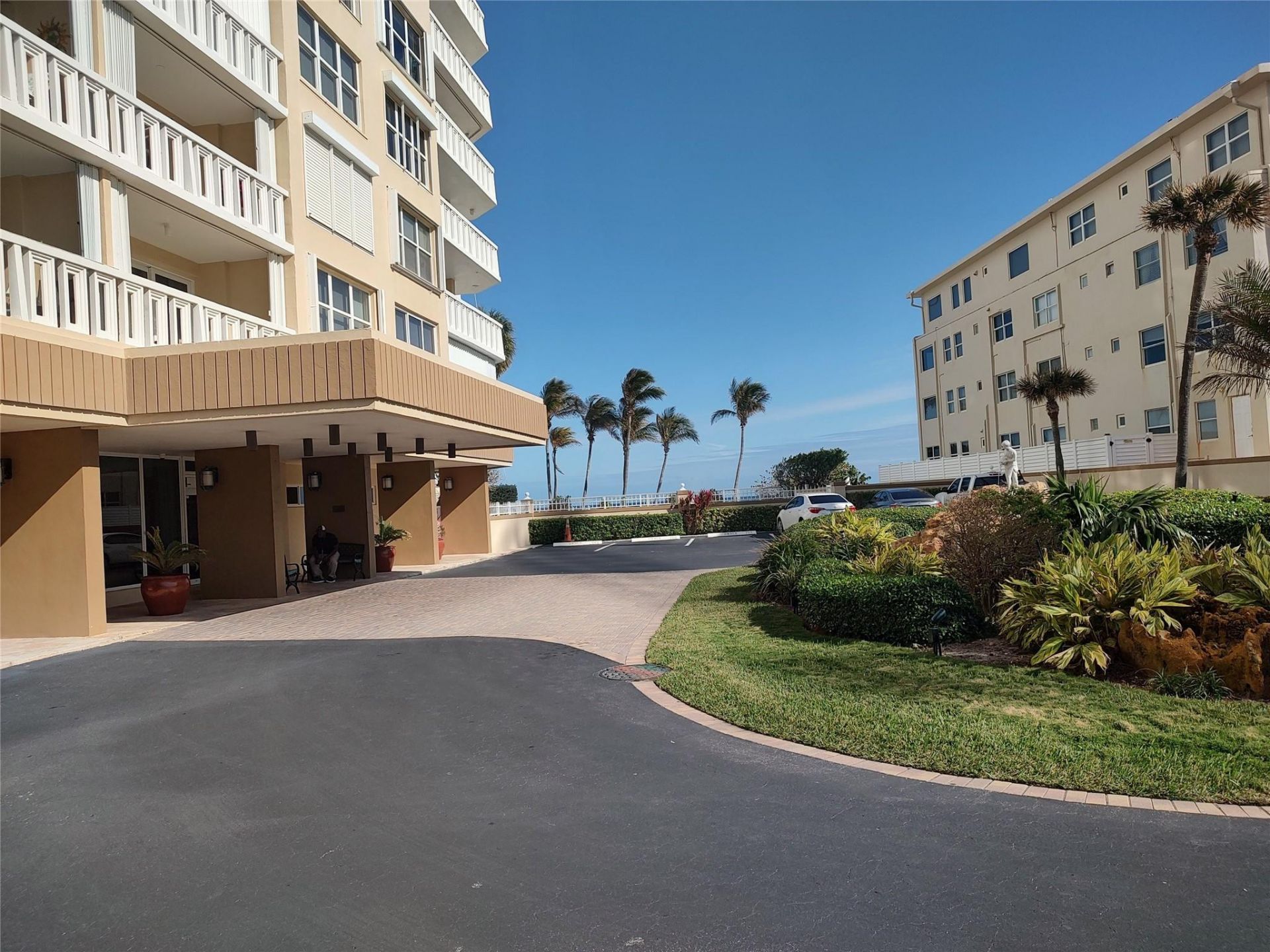 1012 N Ocean Boulevard, Unit 602, Pompano Beach, FL 33062 Photo
