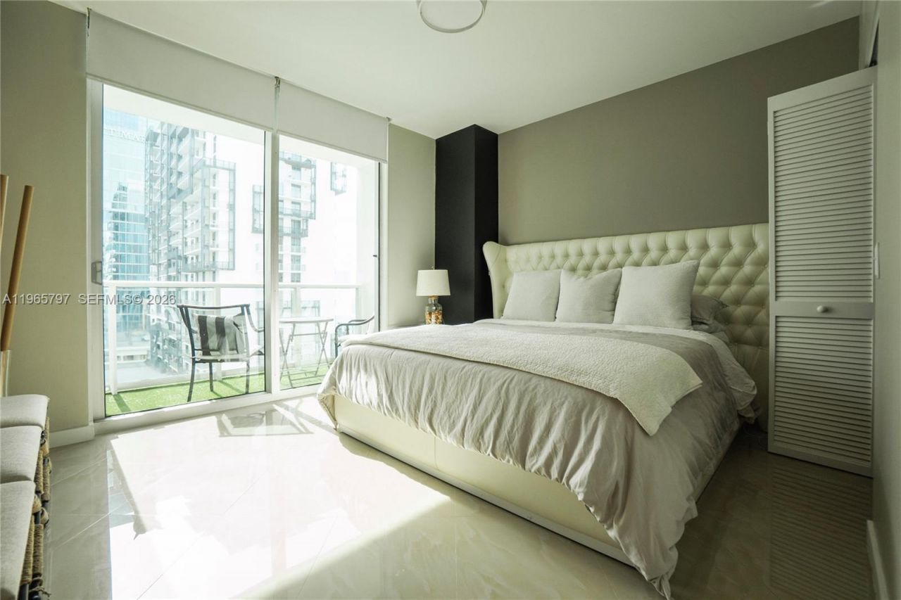 300 S Biscayne Blvd, Unit T-3307, Miami, FL 33131 Photo