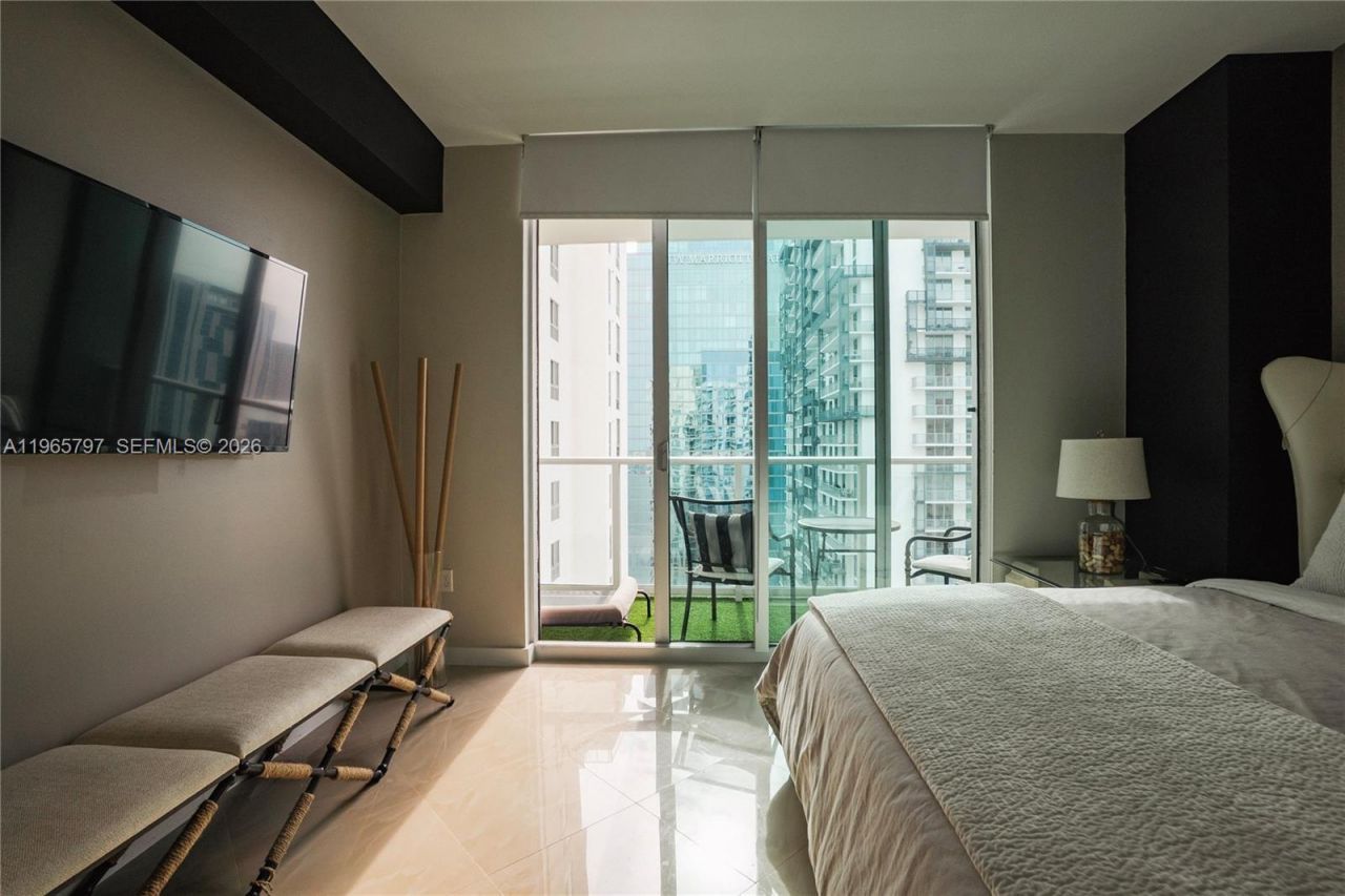 300 S Biscayne Blvd, Unit T-3307, Miami, FL 33131 Photo