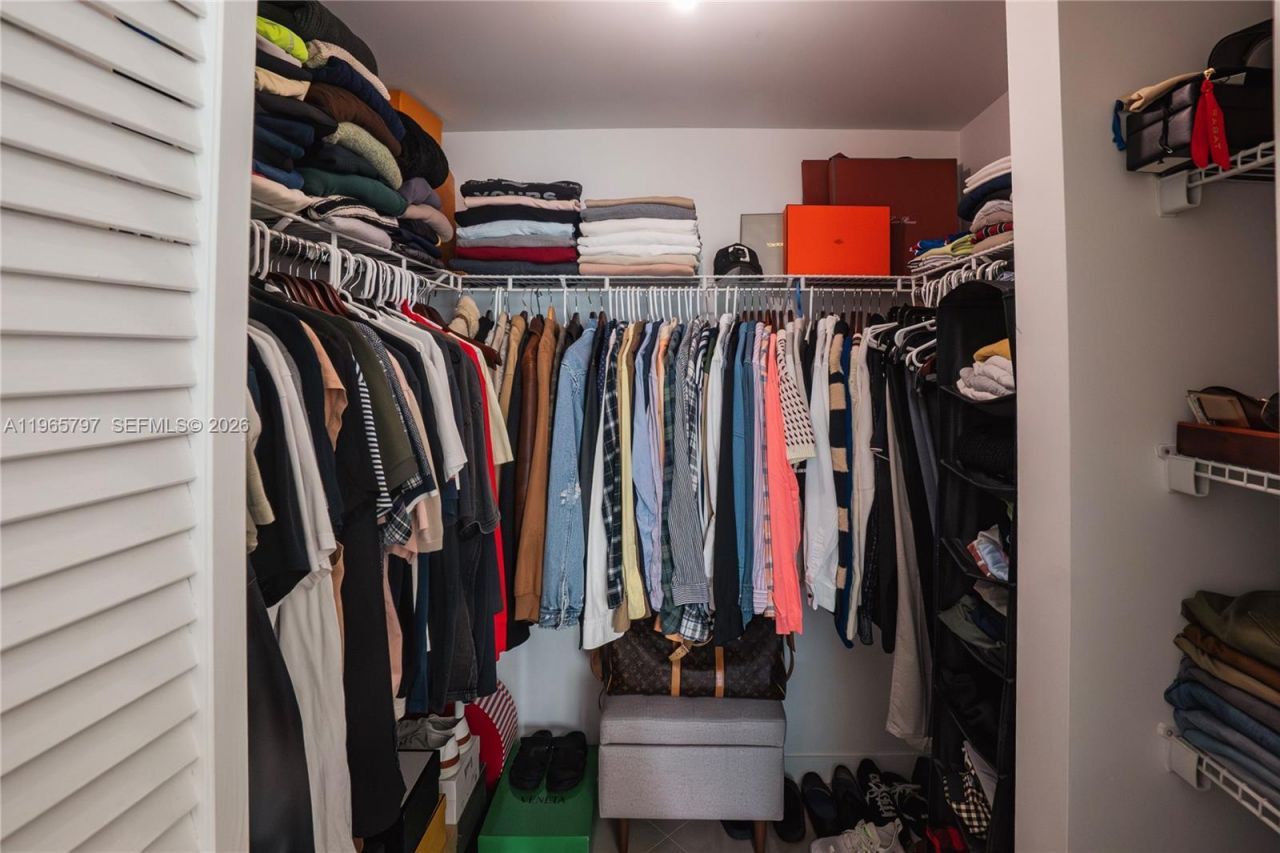 300 S Biscayne Blvd, Unit T-3307, Miami, FL 33131 Photo