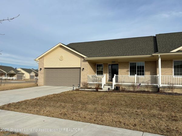 1716 Heritage Way, Mt. Pleasant, MI 48858