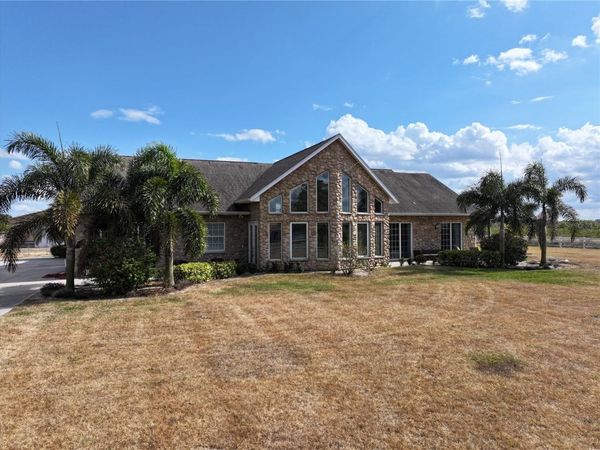 186 S BEAR POINTE DRIVE, LAKE PLACID, FL 33852