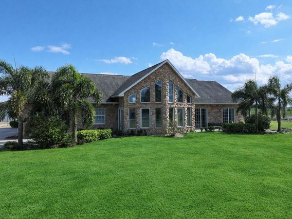 186 S BEAR POINTE DRIVE, LAKE PLACID, FL 33852