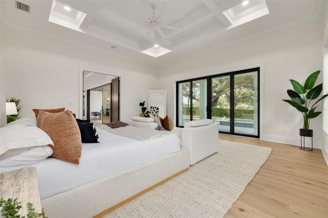 634 Poinsettia Road, Belleair, FL 33756 Photo