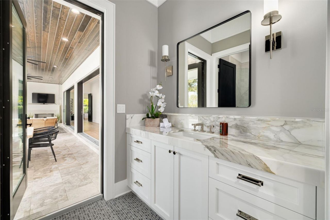 634 Poinsettia Road, Belleair, FL 33756 Photo