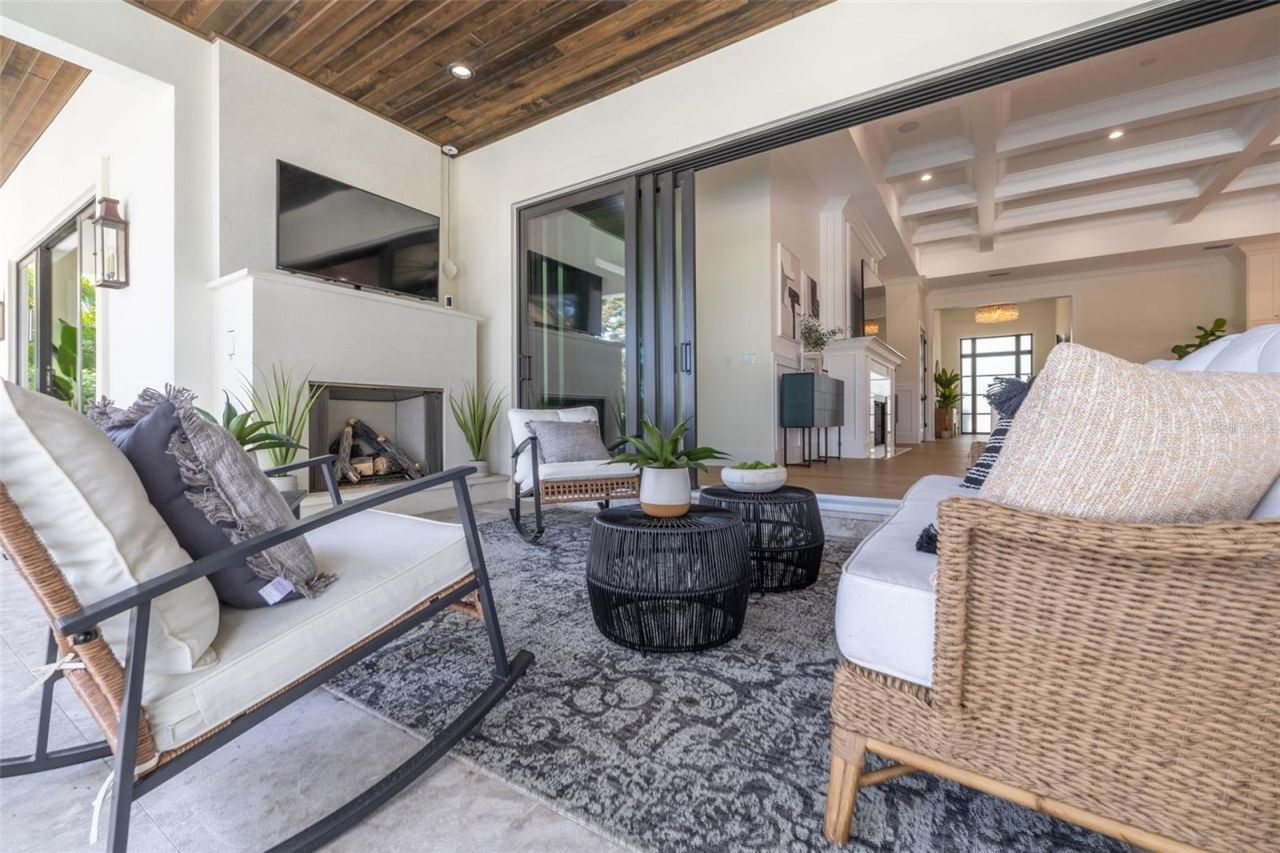 634 Poinsettia Road, Belleair, FL 33756 Photo