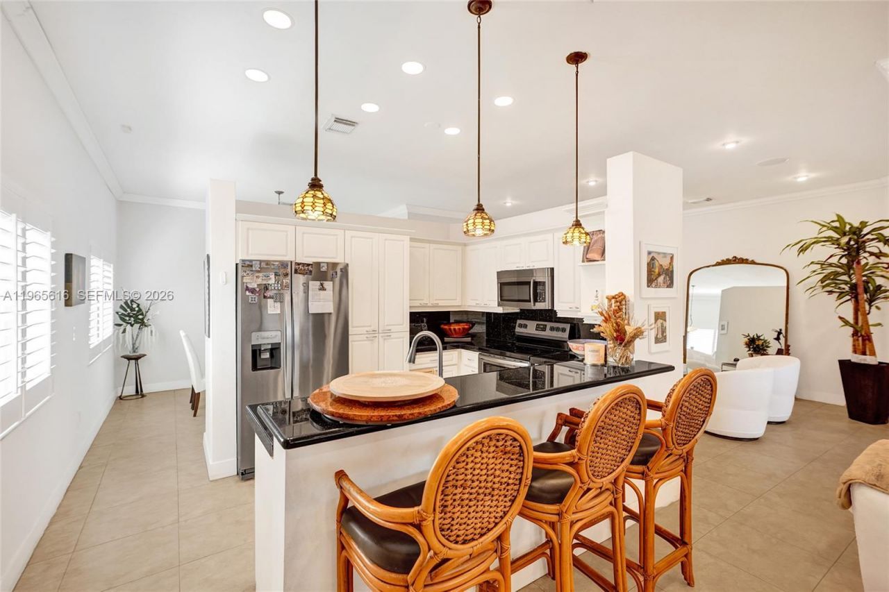 471 SW 92nd Psge, Miami, FL 33174 Photo