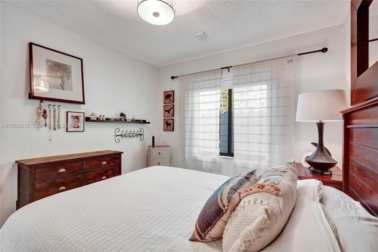 471 SW 92nd Psge, Miami, FL 33174 Photo