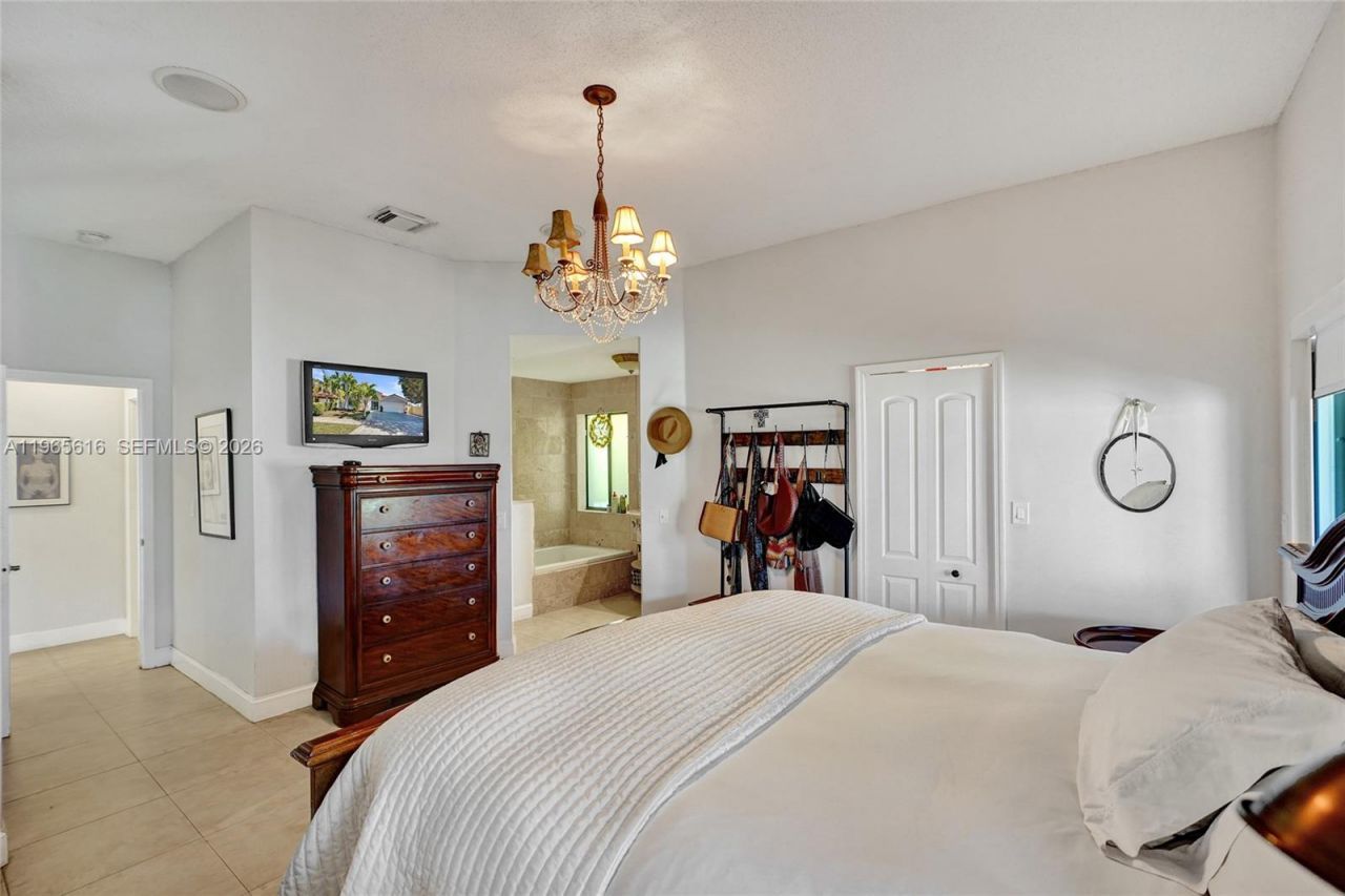 471 SW 92nd Psge, Miami, FL 33174 Photo