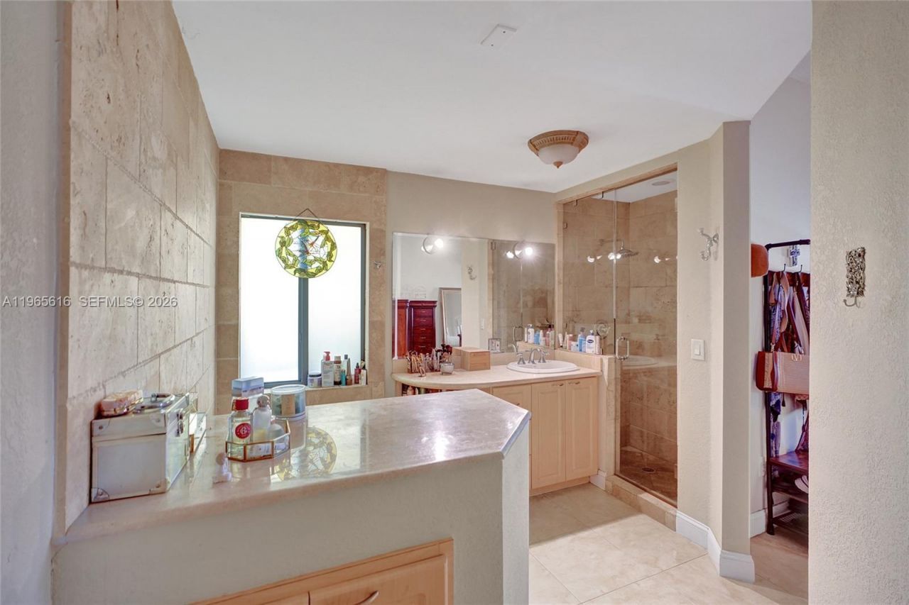 471 SW 92nd Psge, Miami, FL 33174 Photo