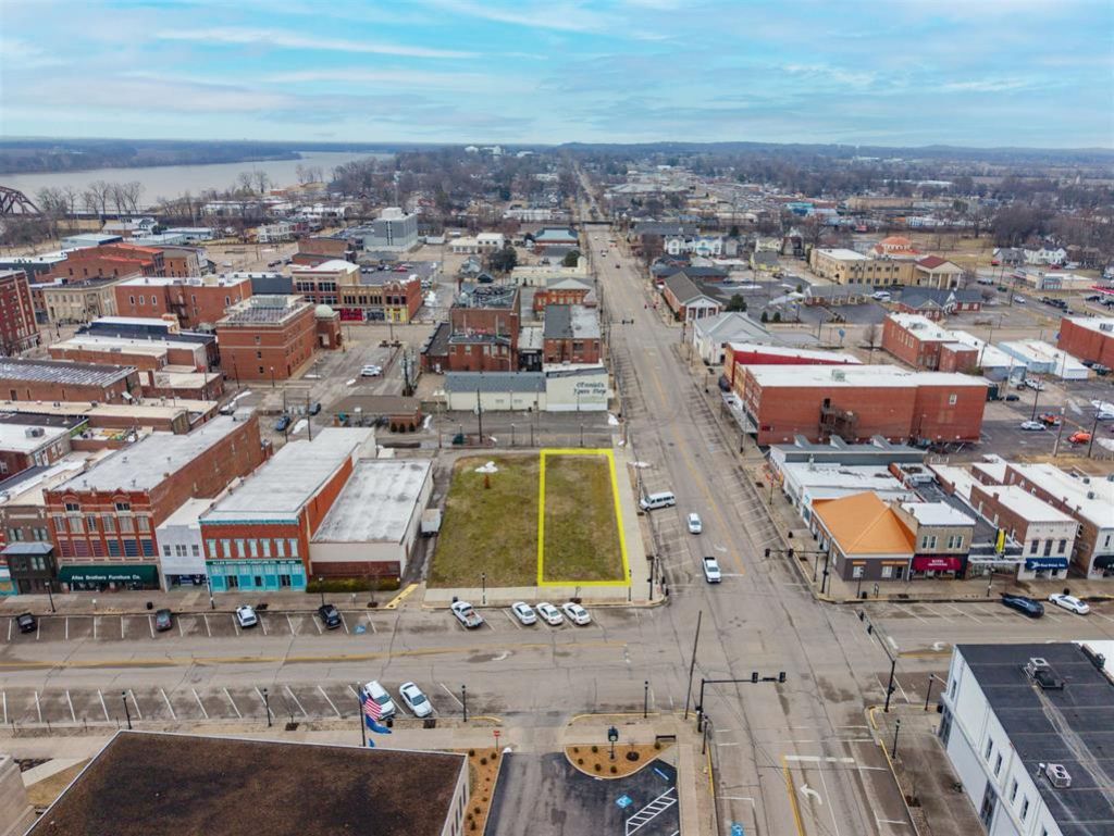 239 1st St, Henderson, KY 42420 Main Photo