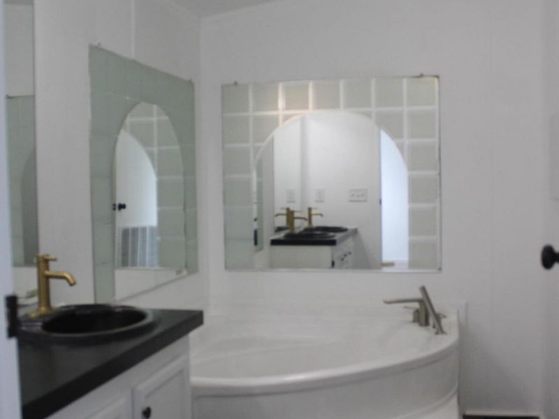 310 N Ohio Street, Jackson Center, OH 45334 Photo 11