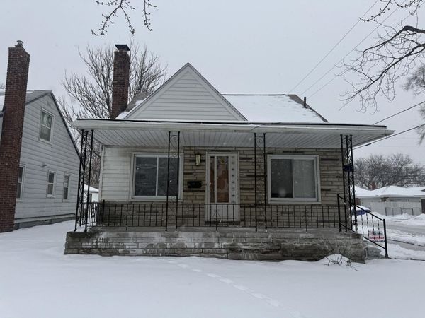 21004 Syracuse Avenue, Warren, MI 48091