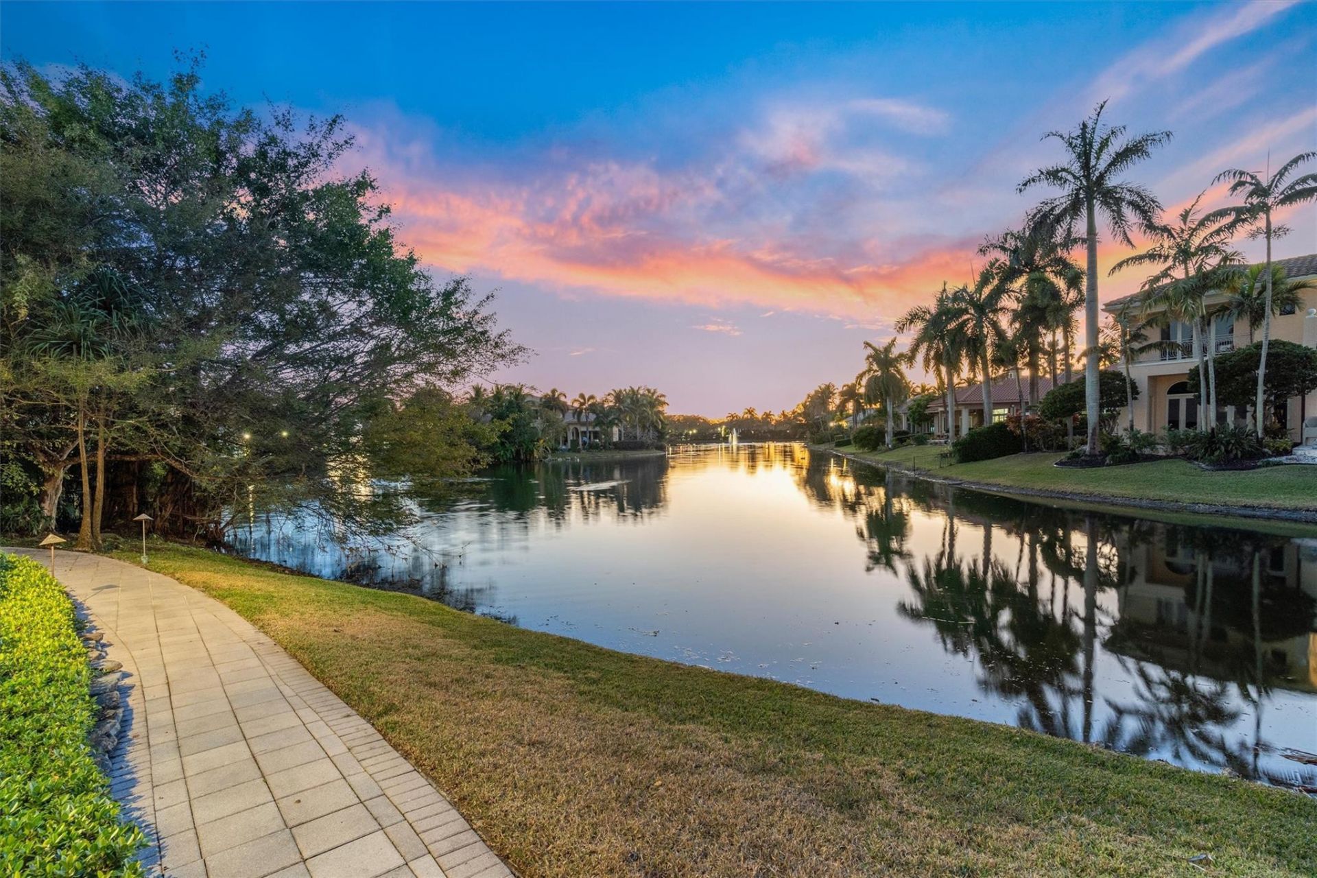 369 Sweet Bay Avenue, Plantation, FL 33324 Photo