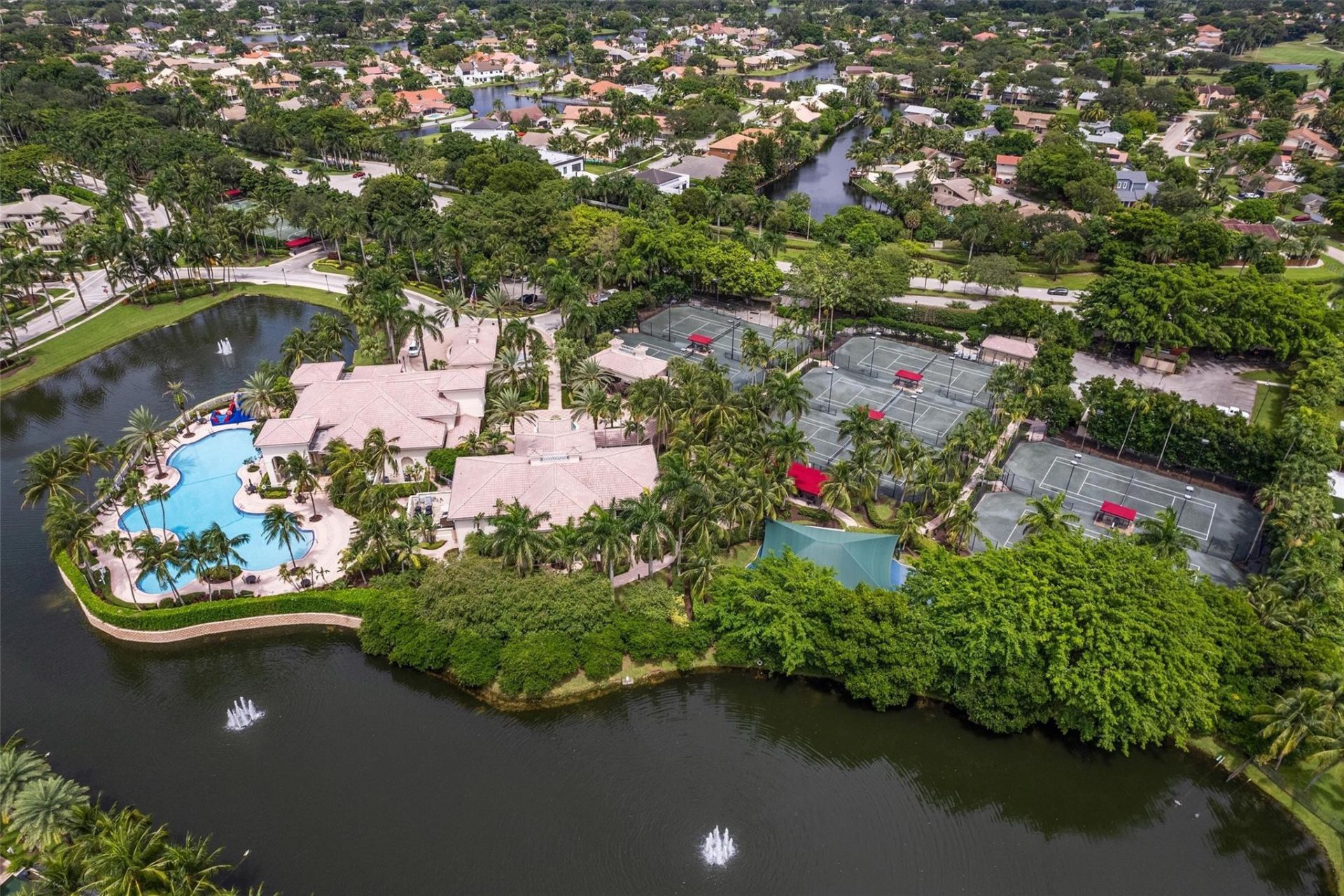 369 Sweet Bay Avenue, Plantation, FL 33324 Photo