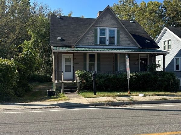 55030 National Road, Bridgeport, OH 43912