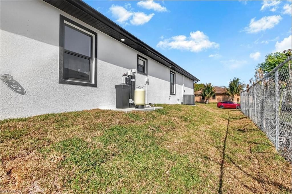 4505 7th St W, Lehigh Acres, FL 33971 Photo