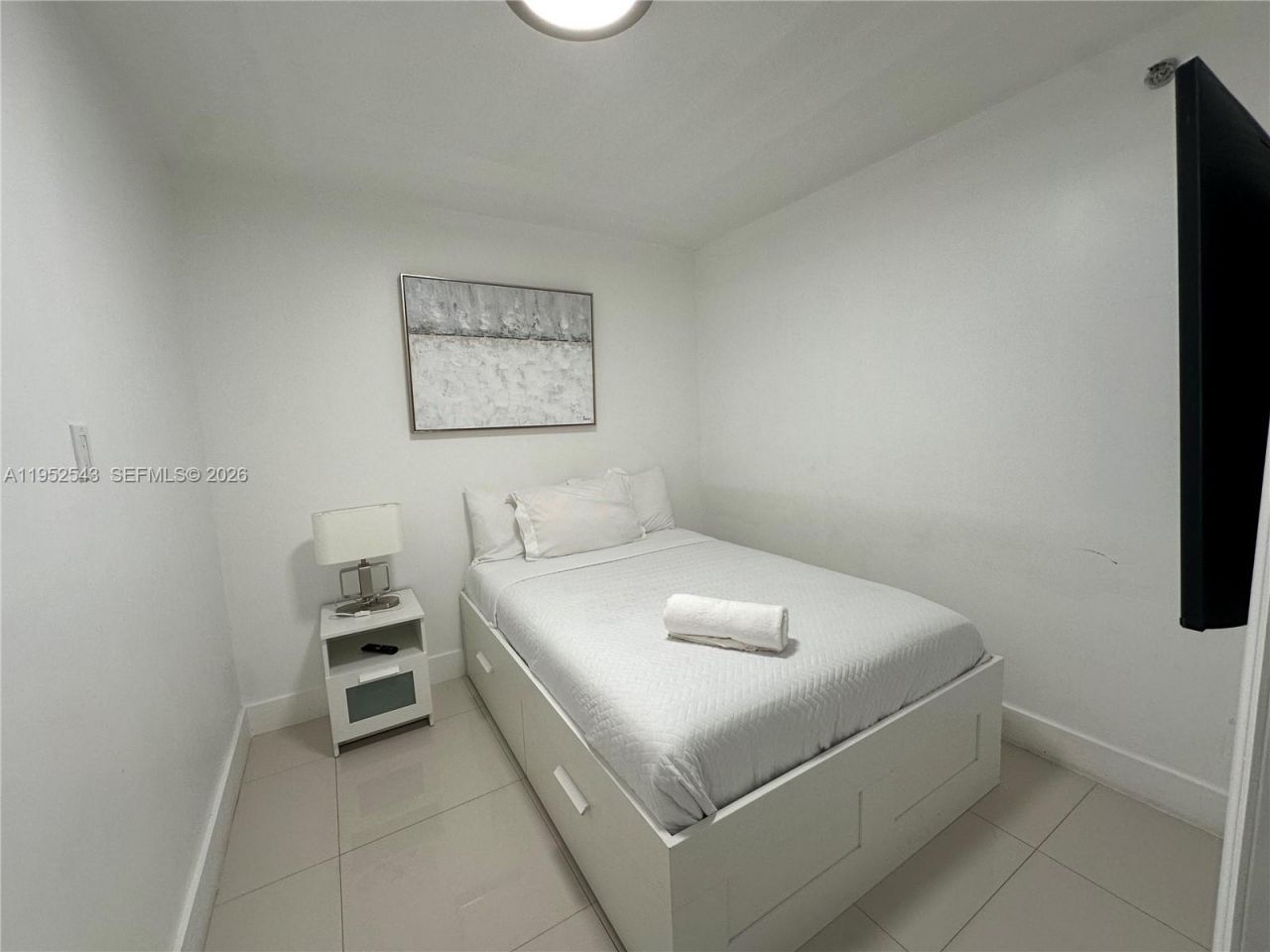 1200 Brickell Bay Dr, Unit 1712, Miami, FL 33131 Photo