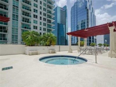 1200 Brickell Bay Dr, Unit 1712, Miami, FL 33131 Photo