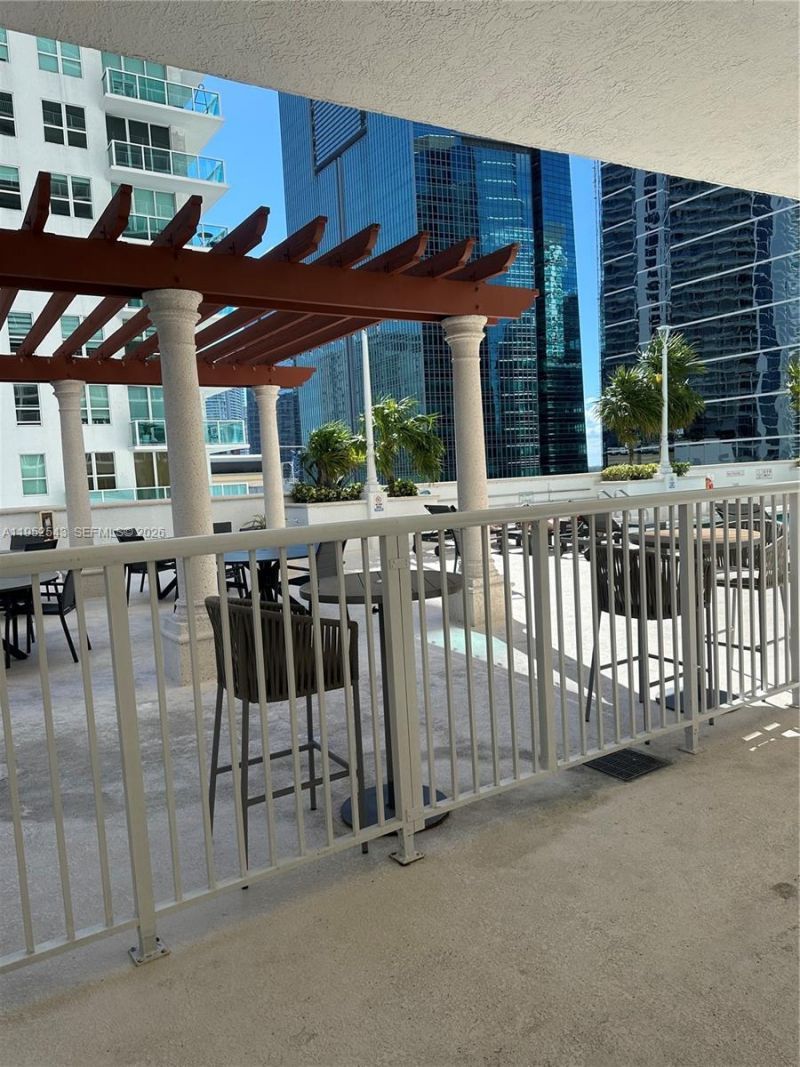 1200 Brickell Bay Dr, Unit 1712, Miami, FL 33131 Photo