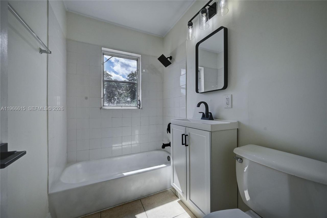 816 Tuscaloosa St, West Palm Beach, FL 33405 Photo