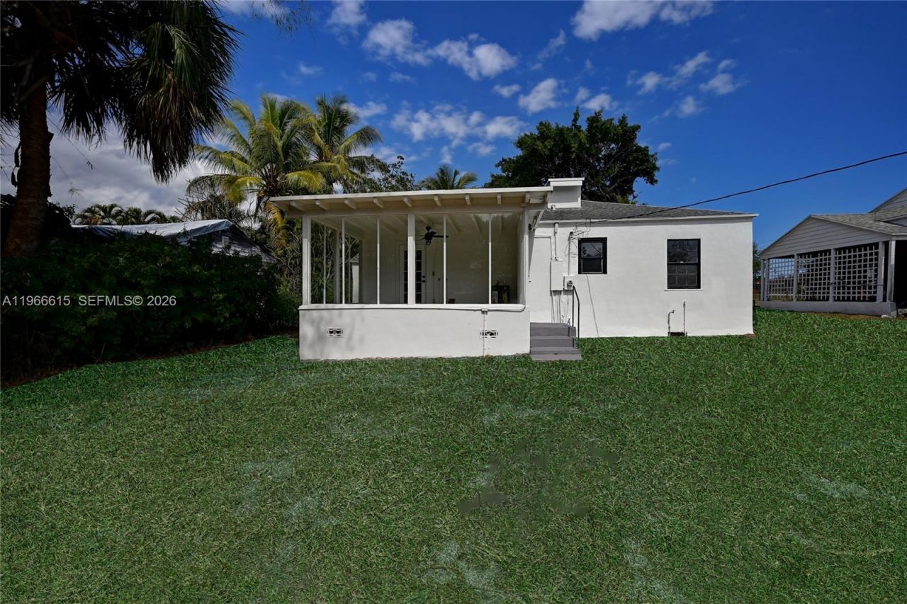 816 Tuscaloosa St, West Palm Beach, FL 33405 Photo