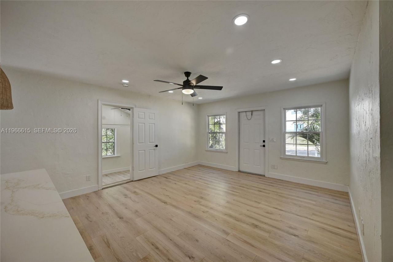 816 Tuscaloosa St, West Palm Beach, FL 33405 Photo