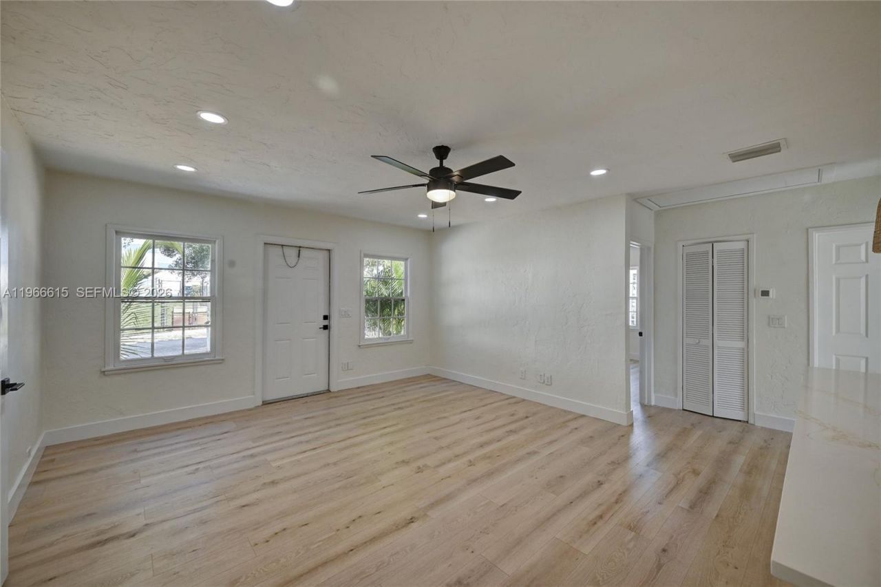 816 Tuscaloosa St, West Palm Beach, FL 33405 Photo