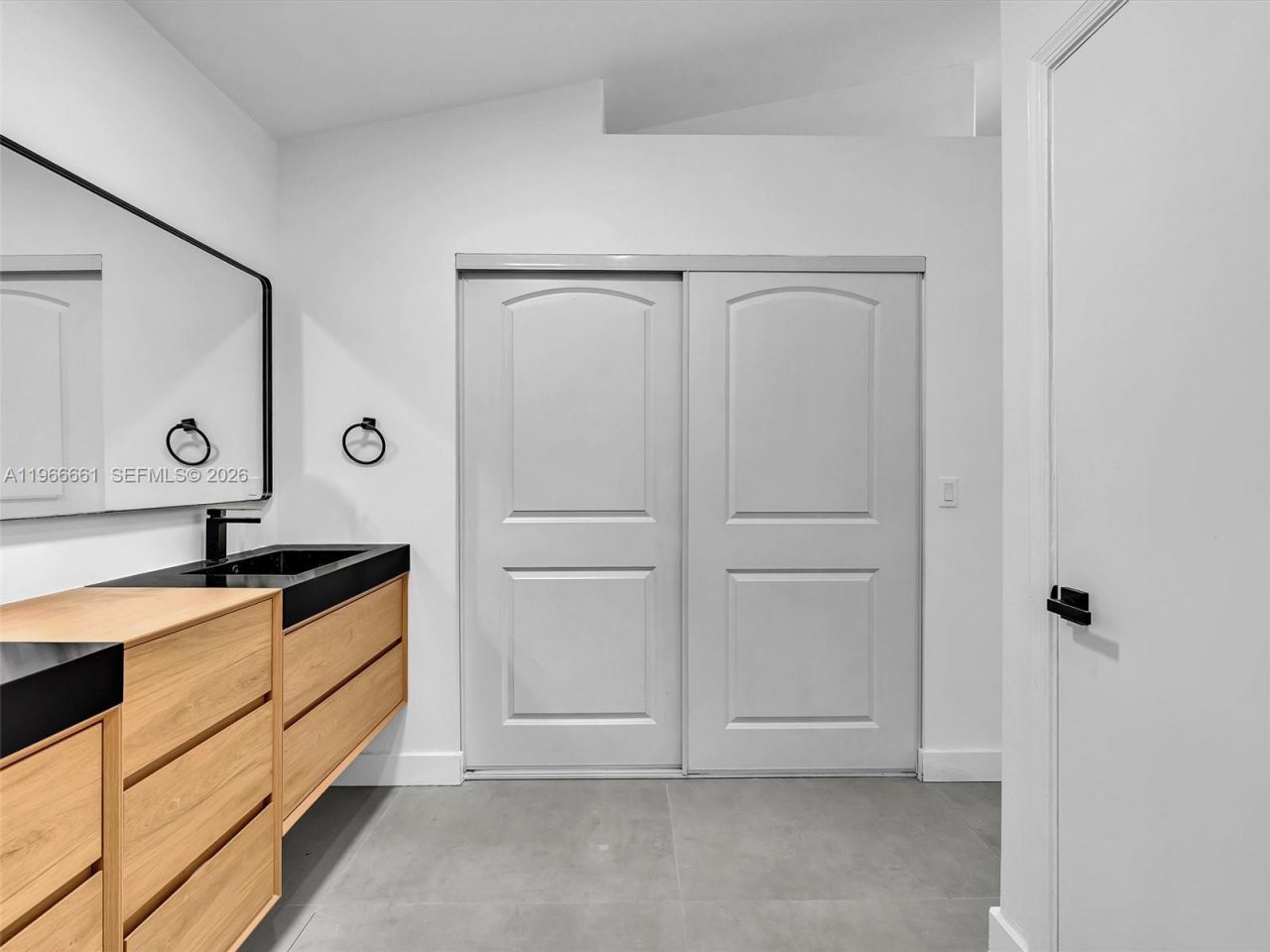 4962 SW 32nd Way , Hollywood, FL 33312 Photo