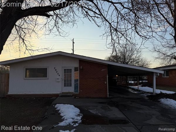 29449 Everett Street, Southfield, MI 48076