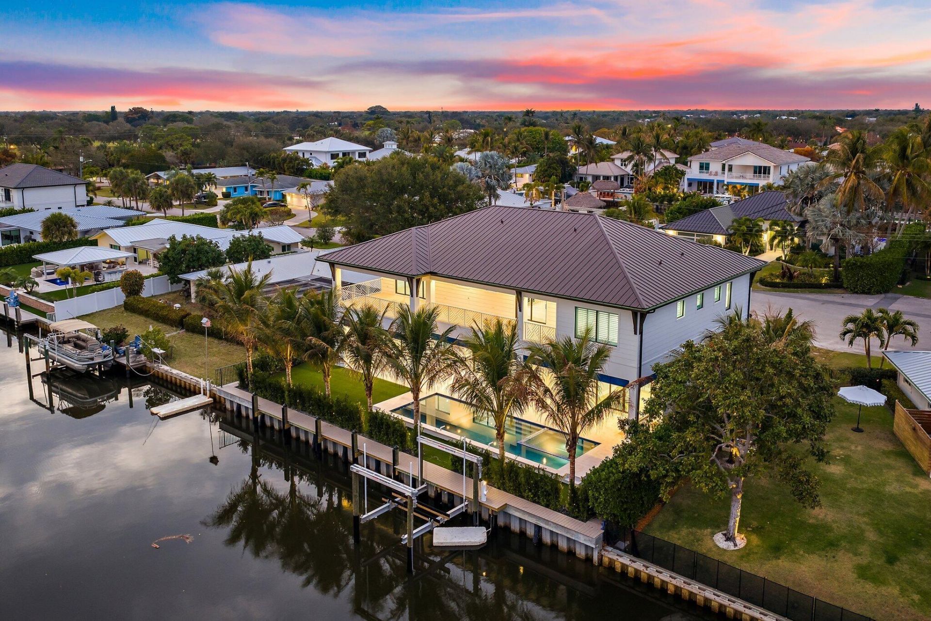 24 Leeward Circle, Tequesta, FL 33469 Photo