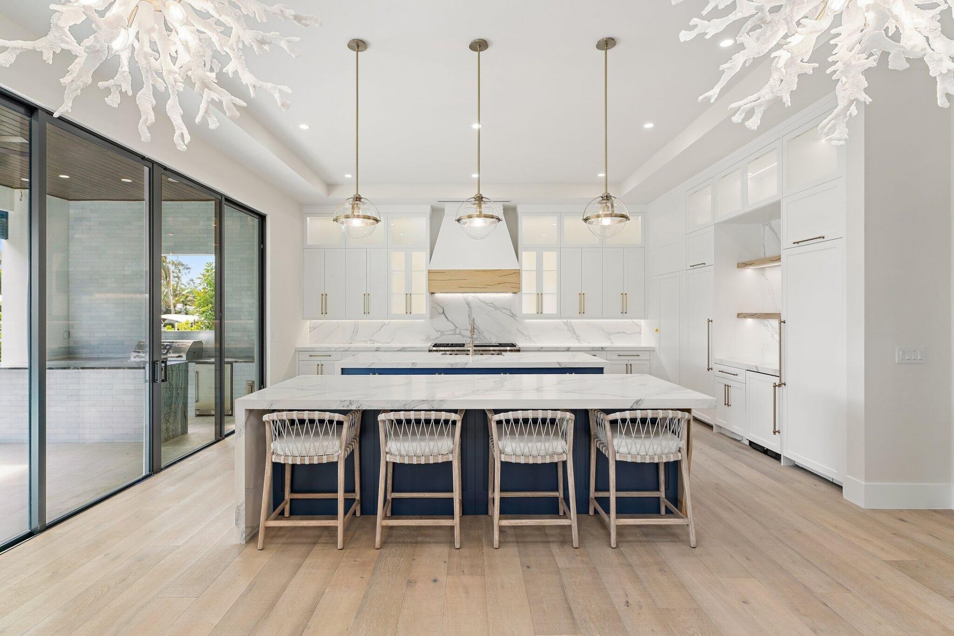 24 Leeward Circle, Tequesta, FL 33469 Photo