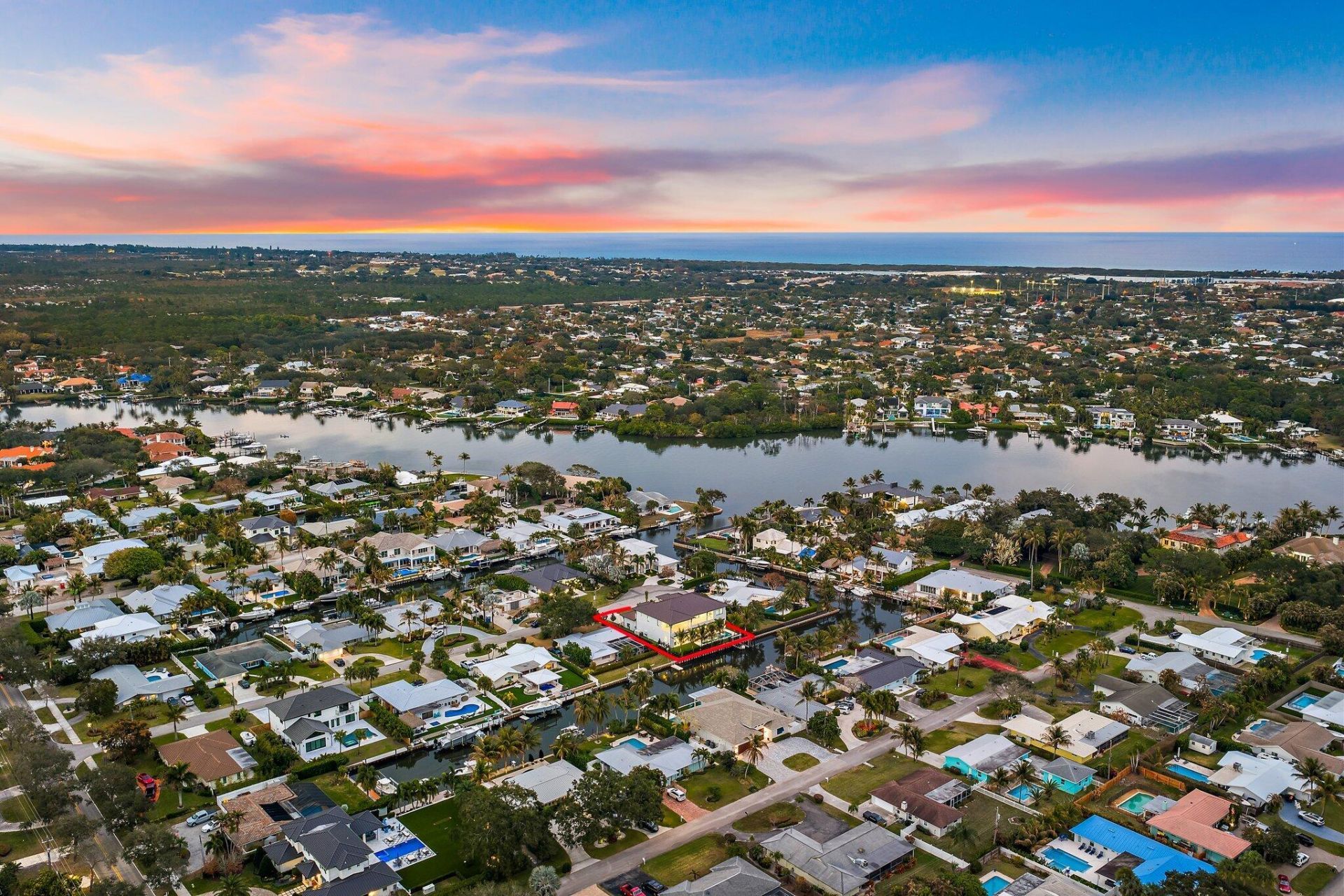 24 Leeward Circle, Tequesta, FL 33469 Photo