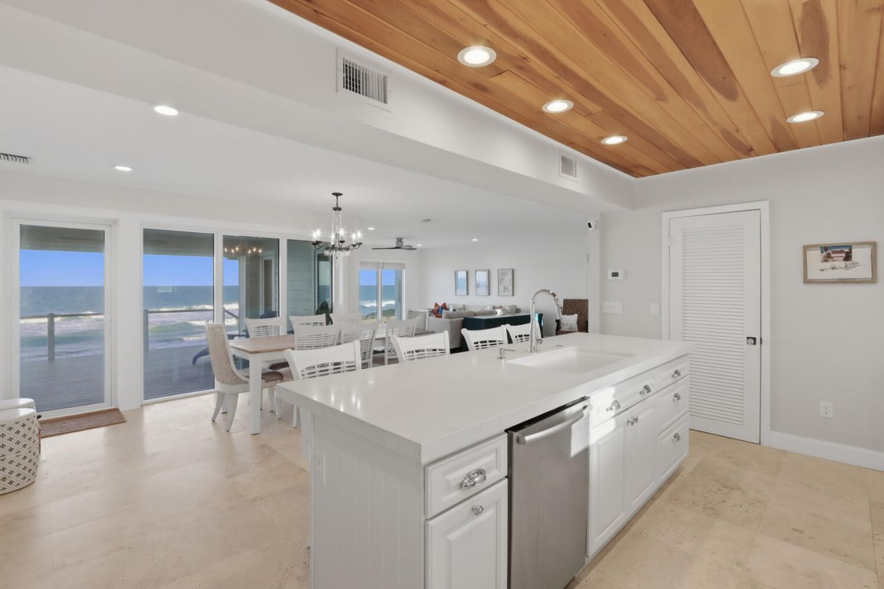 1031 SE Macarthur Boulevard, Stuart, FL 34996 Photo