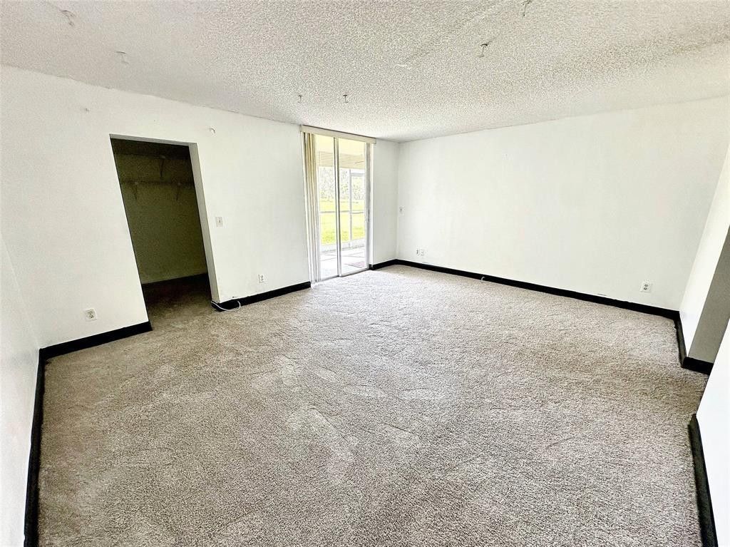 3231 Holiday Springs Boulevard, Unit 105, Margate, FL 33063 Photo