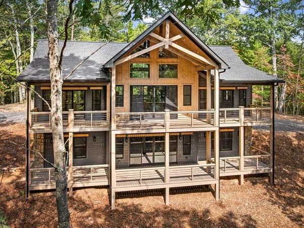 164 Brook Lane, Mineral Bluff, GA 30559