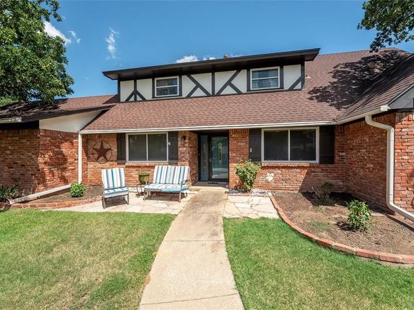 2119 Prestonwood Drive, Arlington, TX 76012