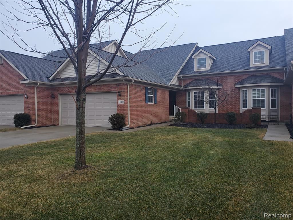 13407 Shire Lane, Southgate, MI 48195 Main Photo