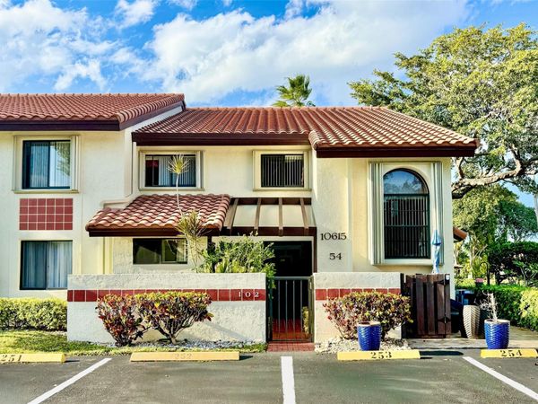 10615 Ocean Palm Way, Unit 102, Boynton Beach, FL 33437